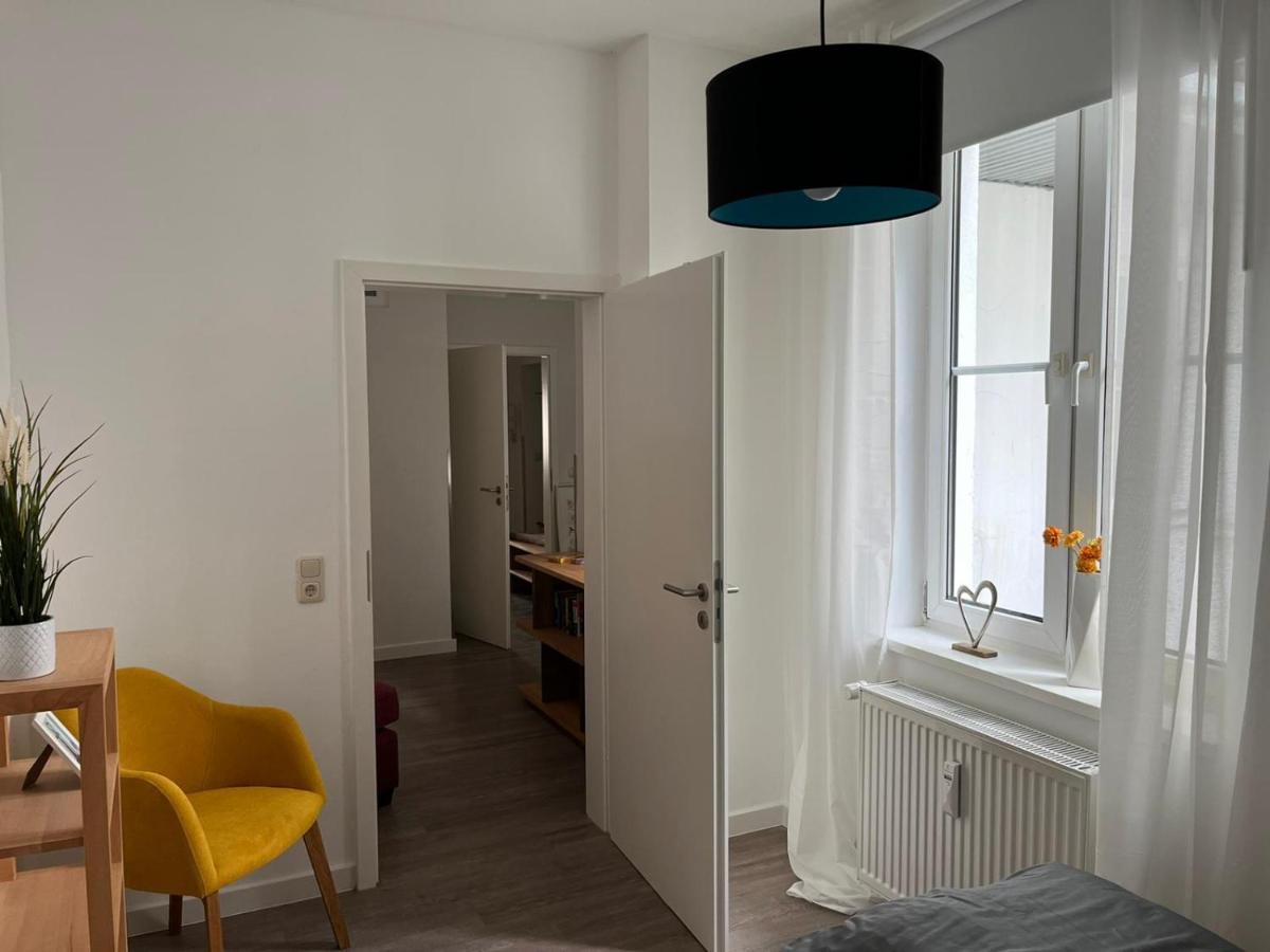 Schmuckstueck Im Herzen Rostocks Mit Gruener Oase Exterior photo