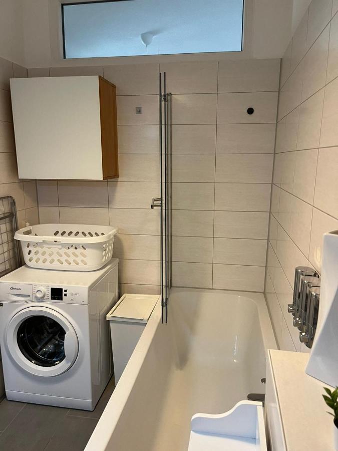 Schmuckstueck Im Herzen Rostocks Mit Gruener Oase Exterior photo