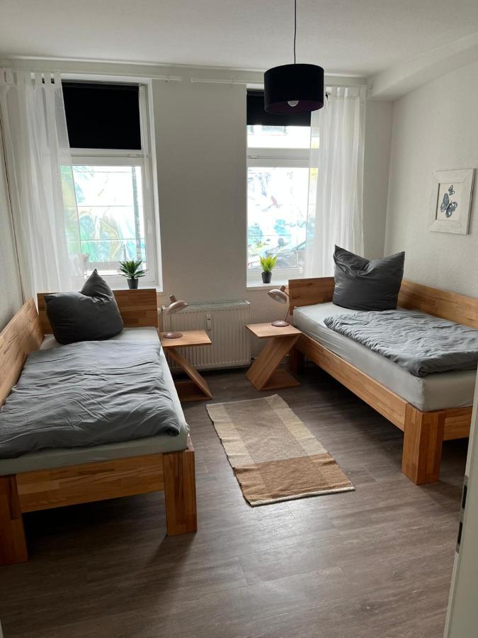 Schmuckstueck Im Herzen Rostocks Mit Gruener Oase Exterior photo